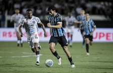 Em jogo de pouca inspiração, Operário e Grêmio ficam no 0 a 0 em duelo de ida da Copa do Brasil