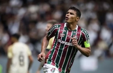 De virada, Fluminense vence o Vasco em Brasília e renasce no Carioca