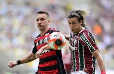 Fluminense e Flamengo não saem do zero em clássico sonolento no Maracanã