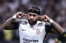 Corinthians vence o São Bernardo com gols nos acréscimos e se classifica antecipadamente no Paulistão